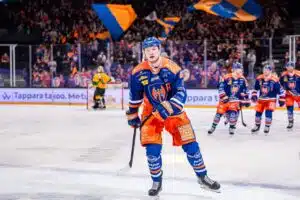 Hurjaan maalivireeseen äitynyt Tappara-tähti otti kantaa tiukkaan asiaan: ”Fysiikan puolesta…”