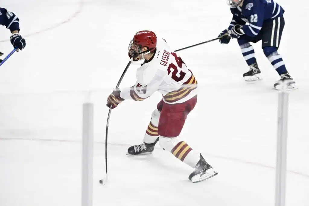 Lähde: Boston Bruinsin huippulöytö kieltäytyy NHL-sopimuksesta