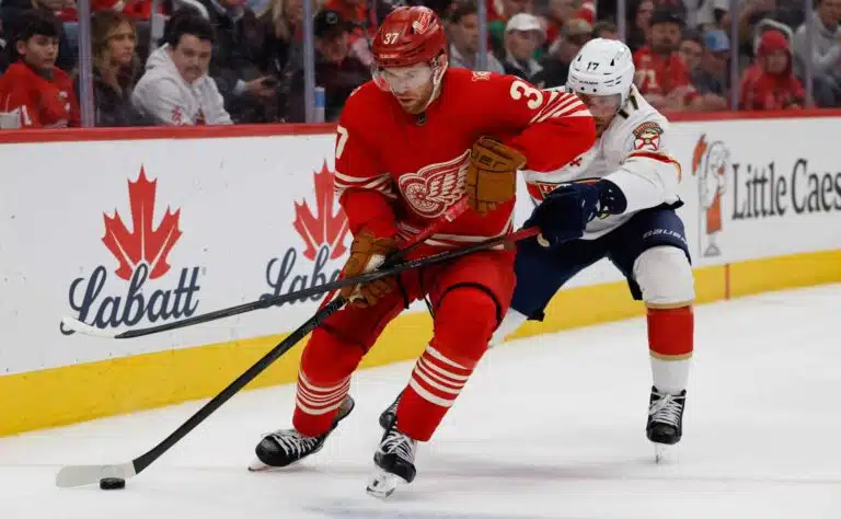 Pudotuspelit jäi jälleen haaveeksi – Detroit kauppaa floppihyökkääjän?