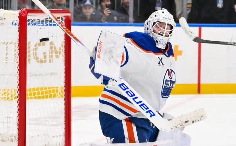 Kaikki katseet kääntyivät tolppien väliin – mutta kuva ei ole niin yksinkertainen