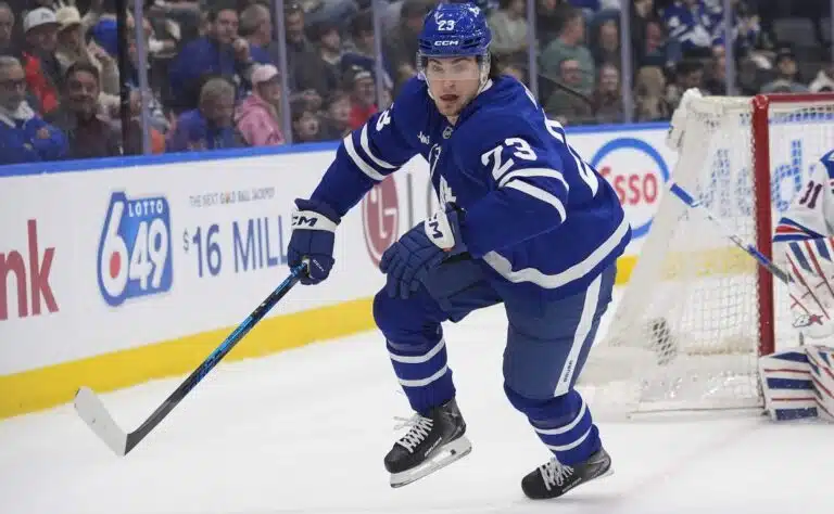 Lähde: Toronto Maple Leafs neuvotteli jättitreidistä kahden joukkueen kanssa
