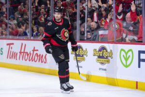 Ottawa Senators -tähti Drake Batherson sivusi 66 vuotta vanhaa NHL-ennätystä