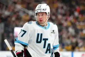 Valmentaja vahvisti – tähtihankinta koirankoppiin