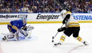 Boston Bruinsilla käsissään kaksi kovaa päätöstä – ratkaisut tehtävä nopeasti
