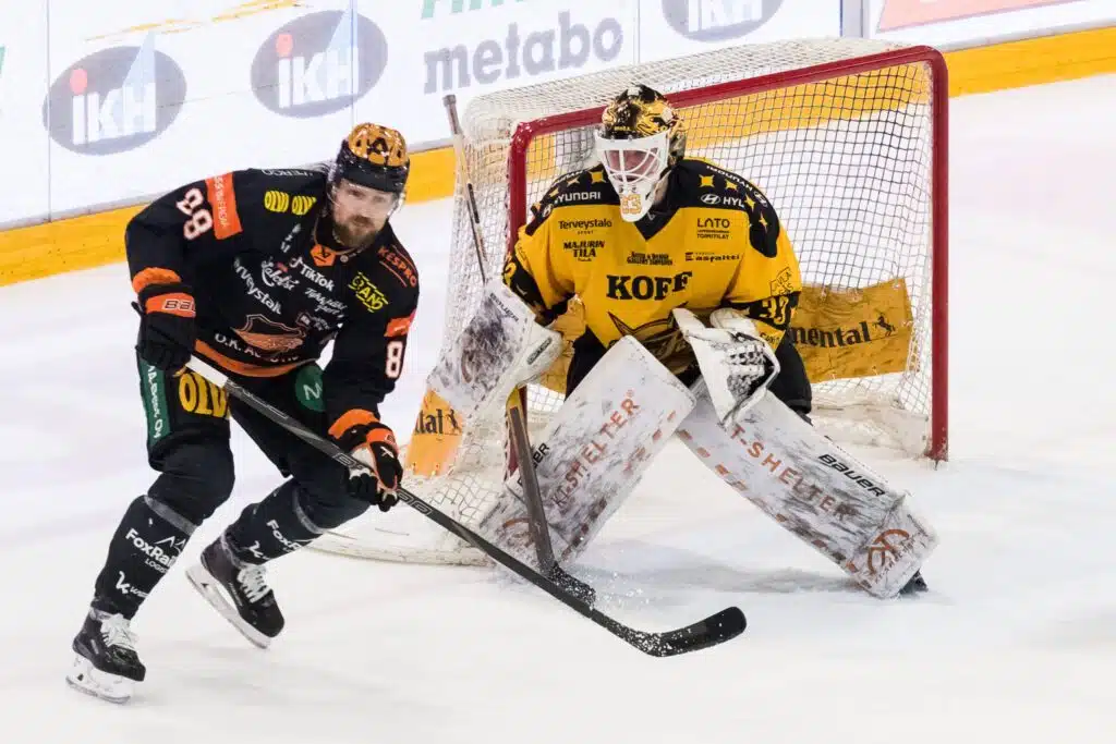 Liigan räikeä virhe sortaa KooKoon sankaria – Ei pitäisi olla vaikea korjata