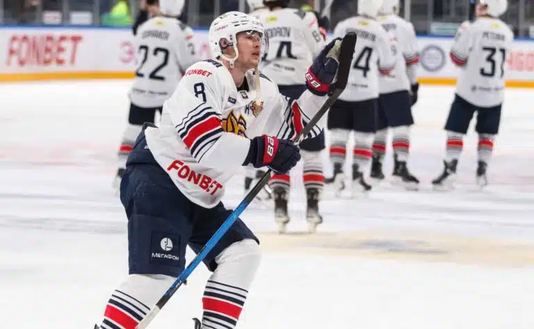 Lähde: Chicago Blackhawks on saamassa kultakimpaleensa KHL:stä