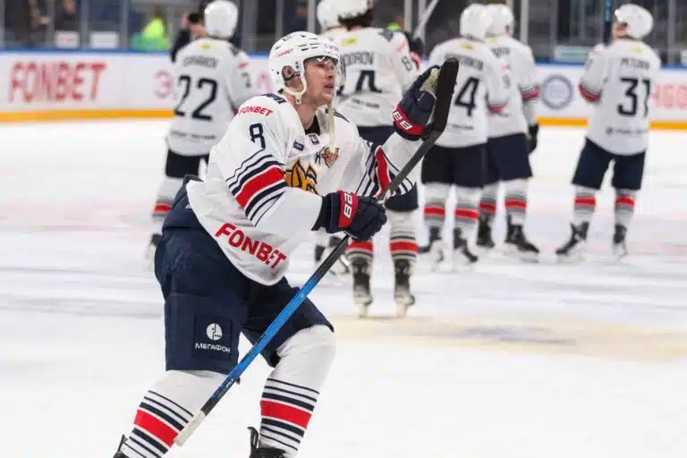 Lähde: Chicago Blackhawks on saamassa kultakimpaleensa KHL:stä