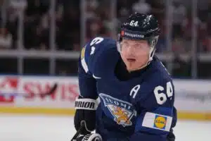 Vain hetki ennen Leijonien ratkaisuottelua selviää, kannattaisiko peli mieluummin hävitä