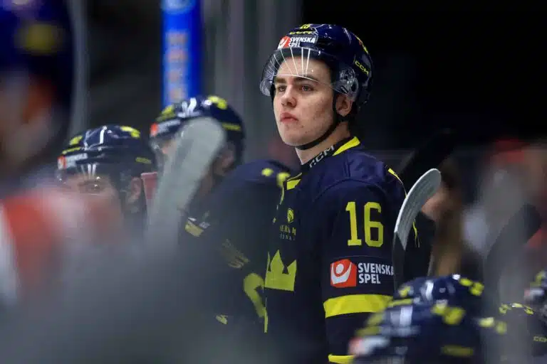 Ruotsi pitää NHL-miestä löysässä hirressä – kisapassi yhä leimaamatta