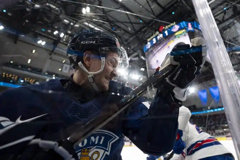 Urho Vaakanainen heitti ehdotuksen Leijonien uudeksi maalilauluksi – ”Siihen voisin syttyä”