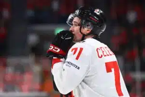 Macklin Celebrini IIHF: vuoden pelaaja – suomalainen ylsi kolmanneksi