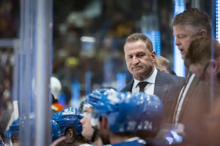 NHL:ssä uudet valmentajapotkut – korvaajasta suuri yksimielisyys