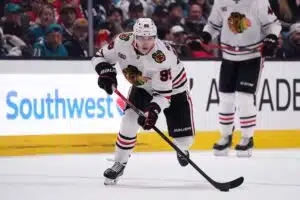 Lähde: Chicago Blackhawksin runkohyökkääjä lähtökuopissa