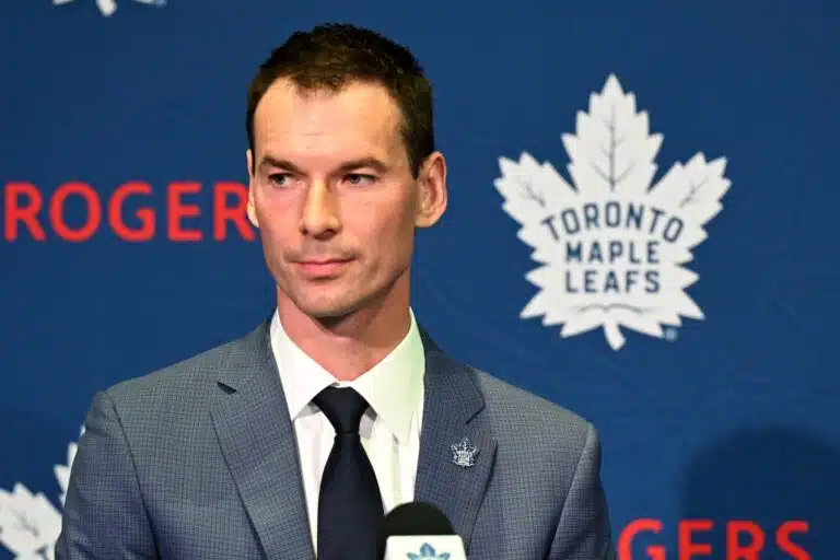 ”Yksi vaikeimmista markkinoista” – näin Toronto valitsi uuden GM:n 25 hakijasta
