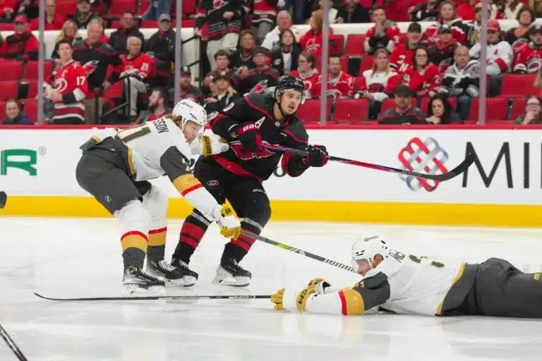 Sebastian Aho Stanley Cup -voiton jälkeisestä hetkestä – ”Liikutuin todella paljon”