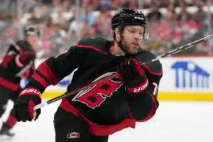Carolina Hurricanesin pistetykki Taylor Hall