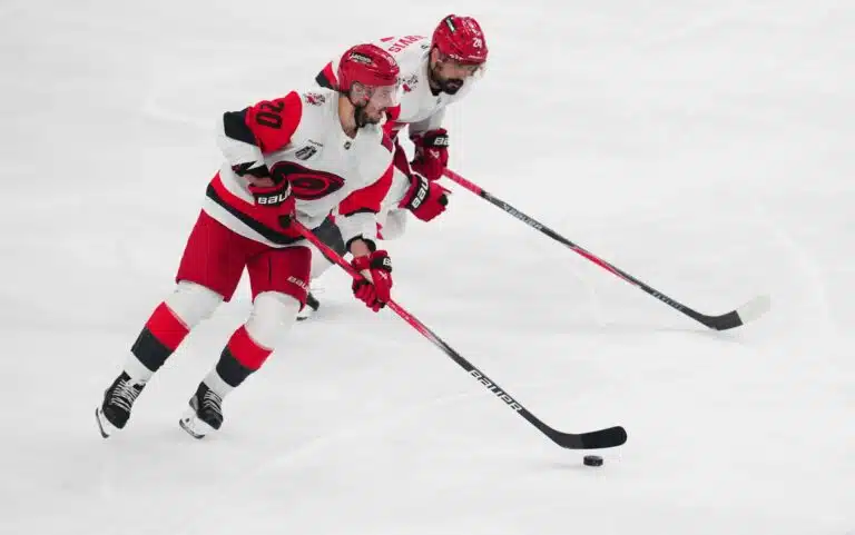 Sebastian Aho ja Seth Jarvis