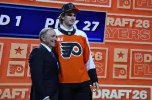 Philadelphia Flyers vastasi NHL-varaustilaisuuden avauskierroksen suurimmasta yllätyksestä