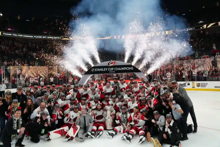 Tämän vuoden NHL-playoffit olivat historiallinen jymymenestys