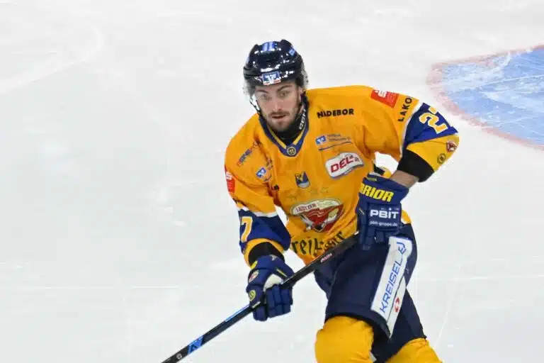 KalPan entisestä NHL-lupauksesta kiekkokiertolainen – kuudes maa viiden vuoden sisään