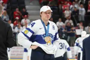 Jääkiekkosivustolta raju arvio Mikael Granlundista