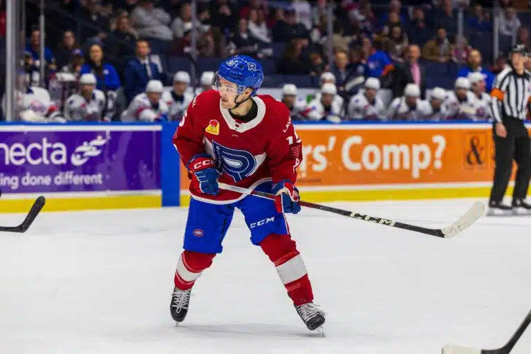 Sean Farrell vaihtoi seuraa – Ducks solmi tuoreen sopimuksen alle vuorokaudessa