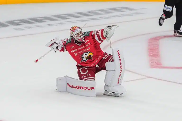 Vaasan Sportissa päädyttiin rajuihin siirtoihin – merkittävät miehet vaihtoon