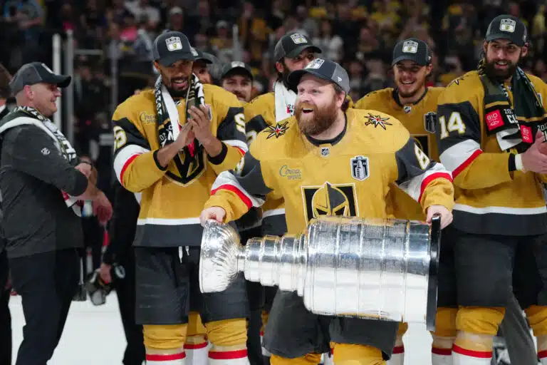NHL:n ”Ironman” ennätyksen haltijalle iso kunnianosoitus – USA aateloi viisi jäsentä Hall Of Fameen