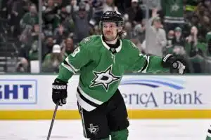 NHL:n suomalaisnippu julkaisi jatkosopimuksen – hulppea palkankorotus