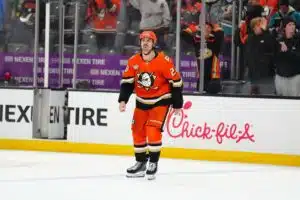 Anaheim Ducksista pihalle potkittu NHL-konkari löysi uuden seuran