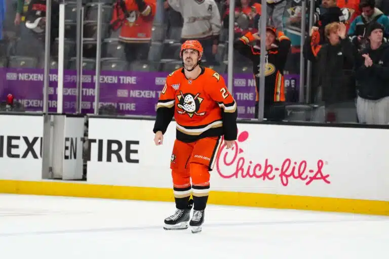 Anaheim Ducksista pihalle potkittu NHL-konkari löysi uuden seuran