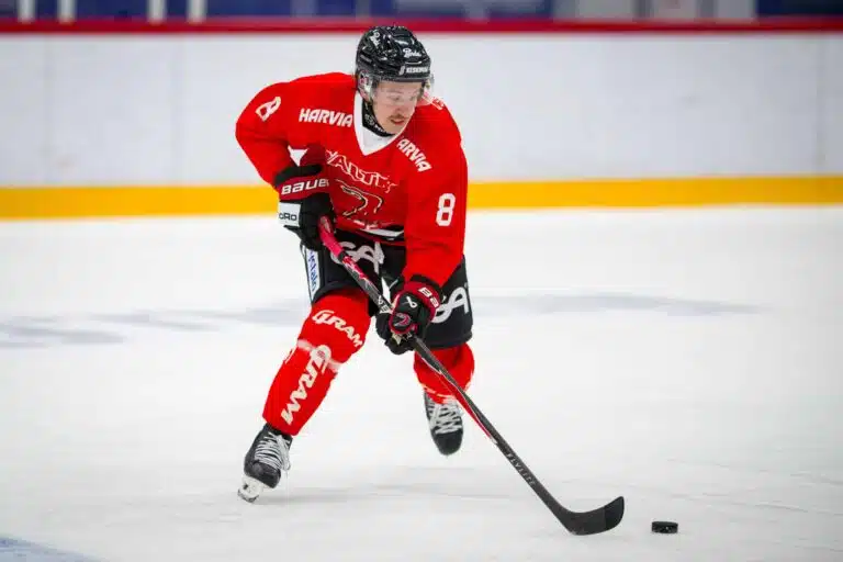JYPin kanadalaishyökkääjä Reece Newkirk