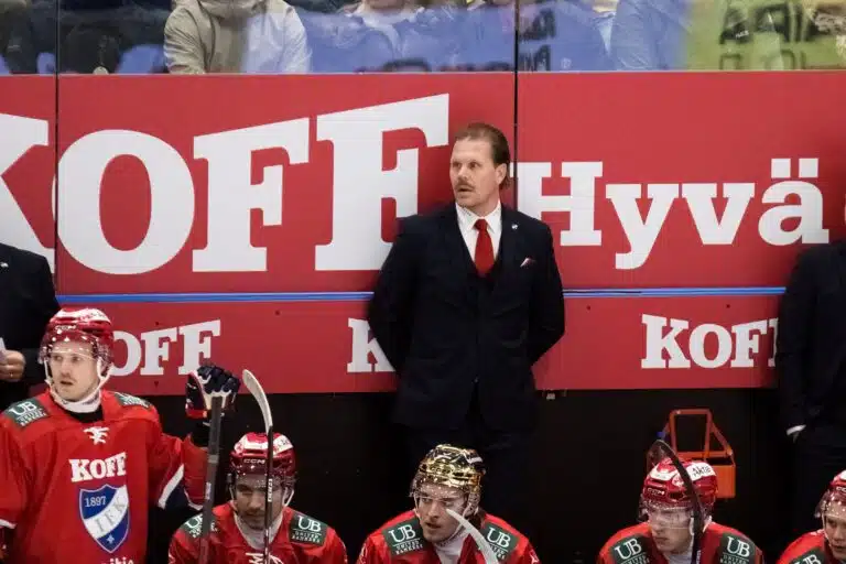 HIFK:n päävalmentaja Olli Jokinen